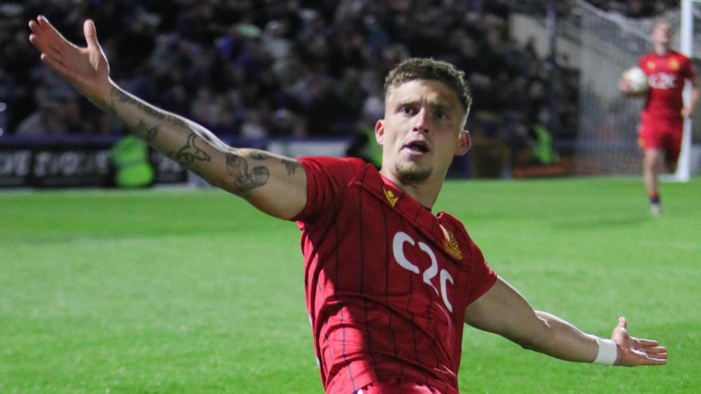 Jogadores do Southend comemorando classificação nos playoffs da National League